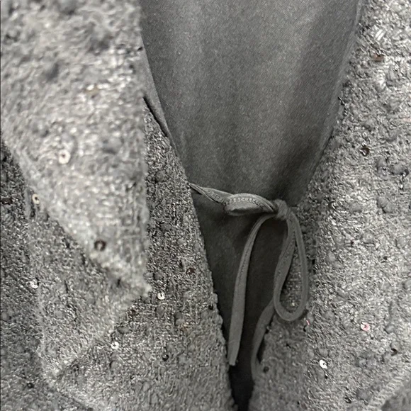 Piccadilly Made in Canada Women's Black Lace Blazer - Picture 4 of 7